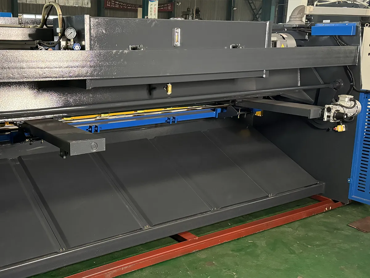 QC12K Series – Máy Cắt Tôn Lưỡi Lắc Chính Xác Cao, Giá Tốt, Đáng Tin Cậy - Hình ảnh 6