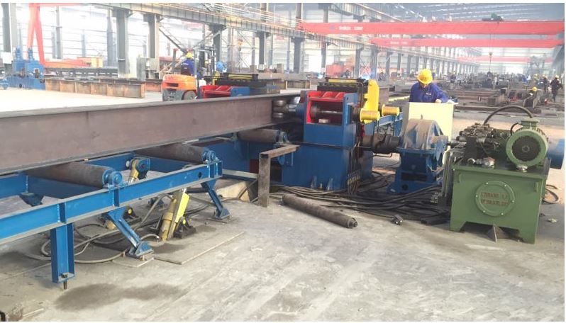 Máy nắn thẳng cánh dầm