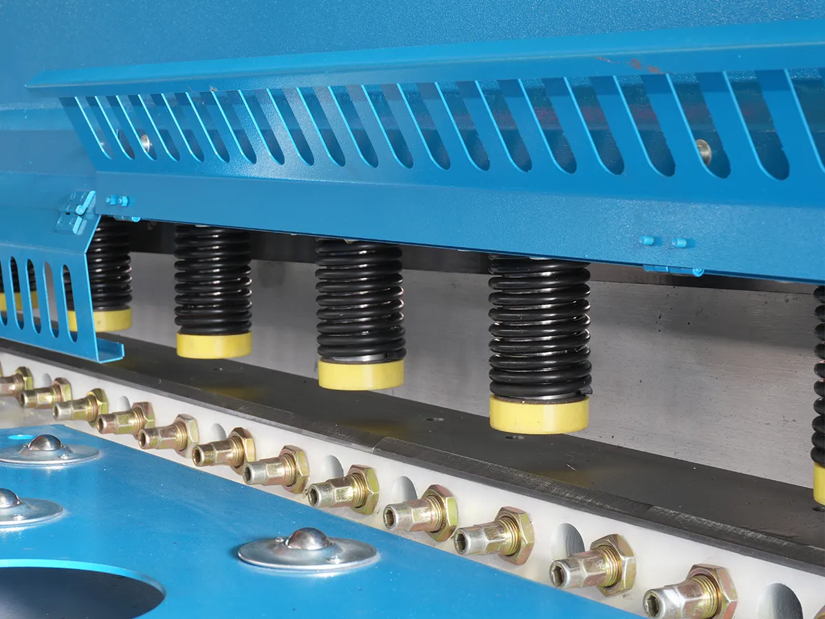 Q11K Series – Máy Cắt Tôn Thủy Lực Guillotine Chuyên Nghiệp, Chính Xác Cao - Hình ảnh 4